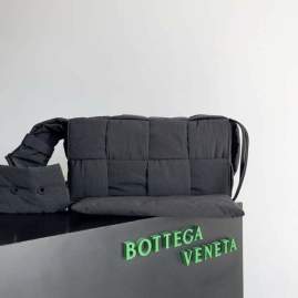 Picture of Bottega Veneta Handbags _SKUfw230737697fw